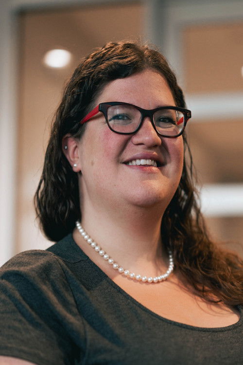 Ангела Аллисон