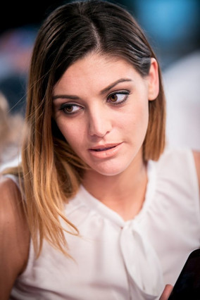 Едина Кулцсáр