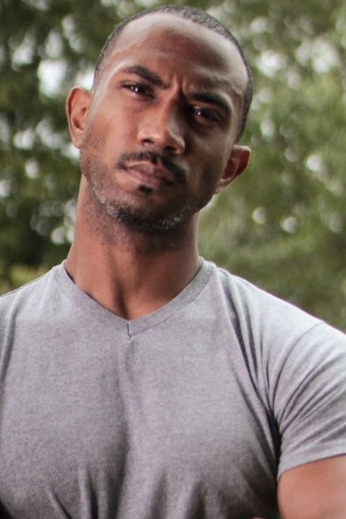 Натханиел Перрй