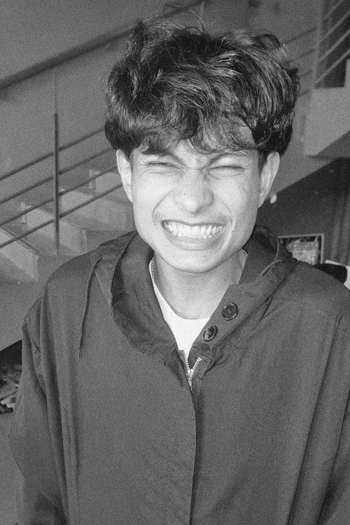 Аарон Бисwас