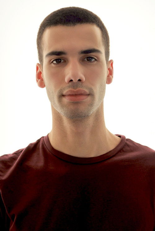 Педро Таварес