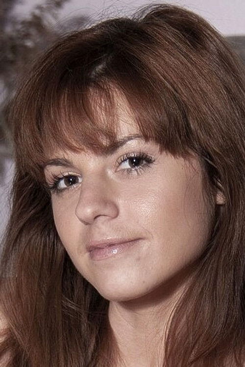 Лора Суммер