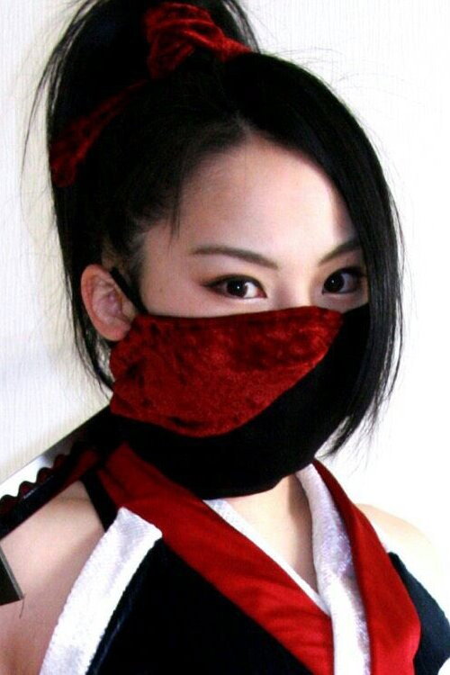 Мари Сакамото