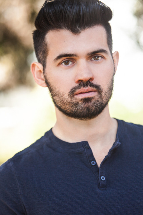 Логан Wиллиам МцПеак