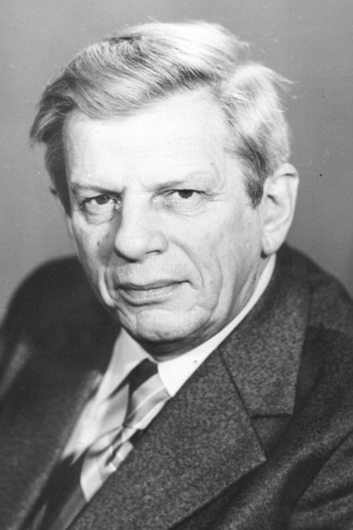 Сергей Тихонов