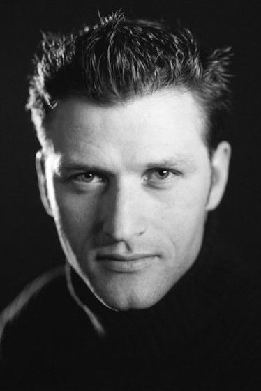 Jосхуа Лорен