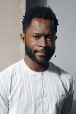 Цхуко Есири