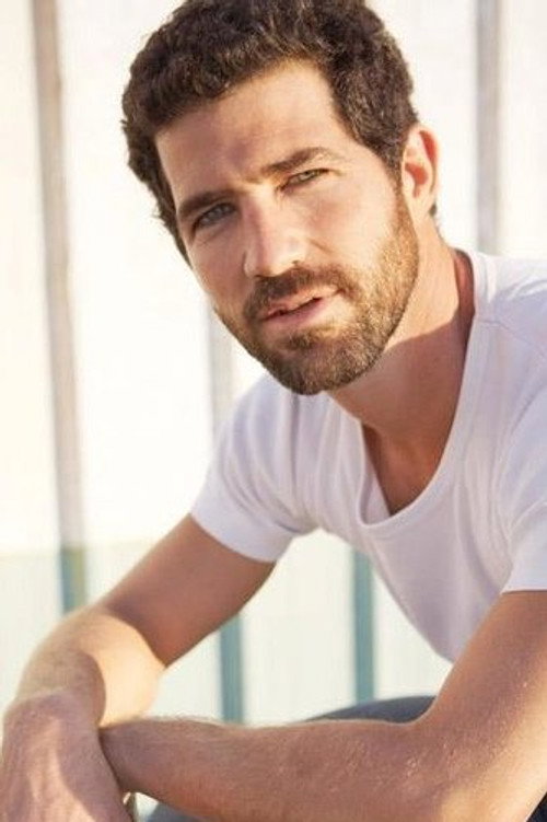 Jонатхан Узиел