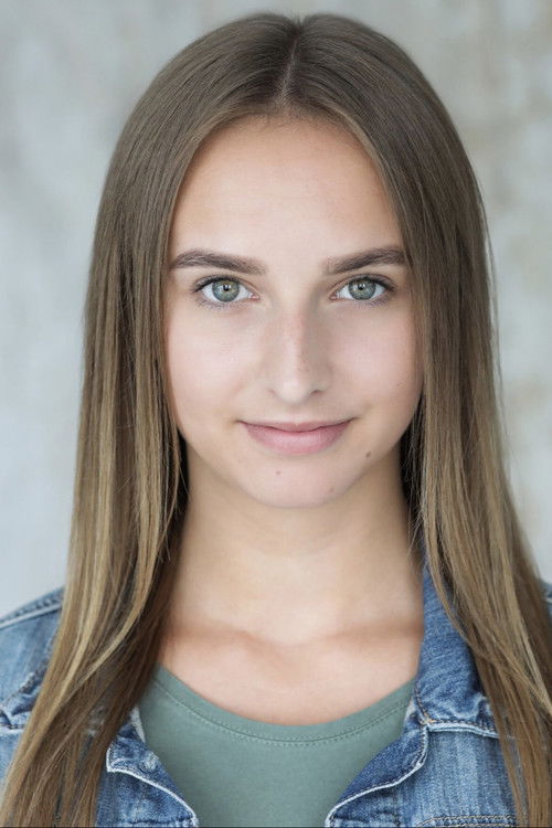  Лара Уоллингтон