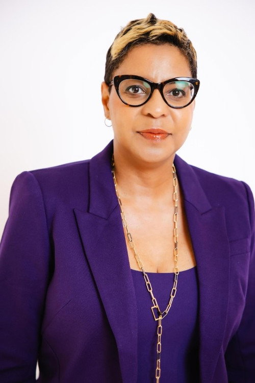 Лориса Батес