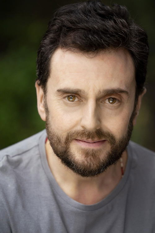 Грег Хугхес