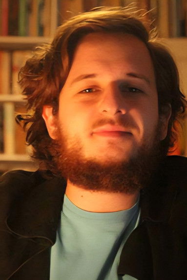 Рафаел Ромãо