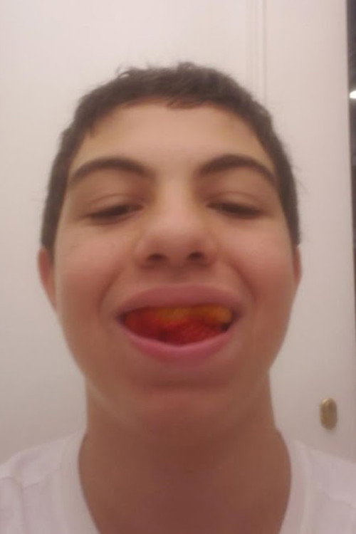 Луцас де Лорето Рибеиро до Вал Моедим