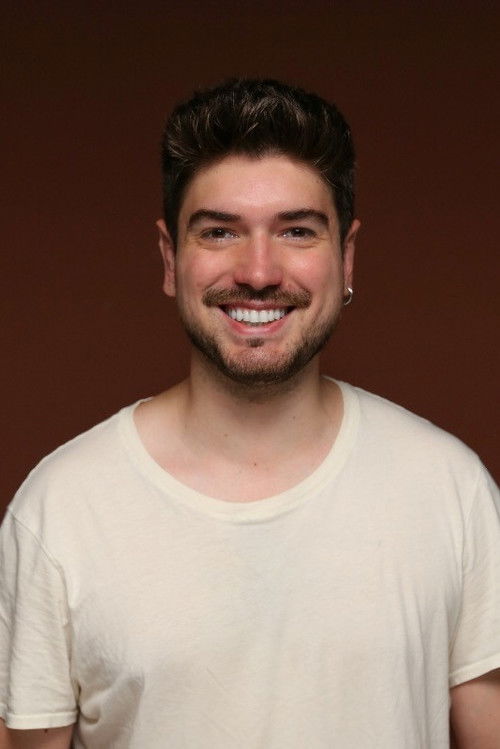 Адриáн Обрео