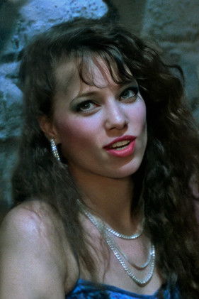 Лаура Калисон