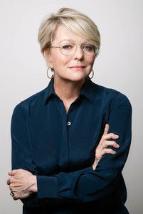 Вивиан Бакер