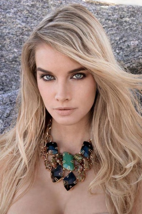 Емилй Маддисон