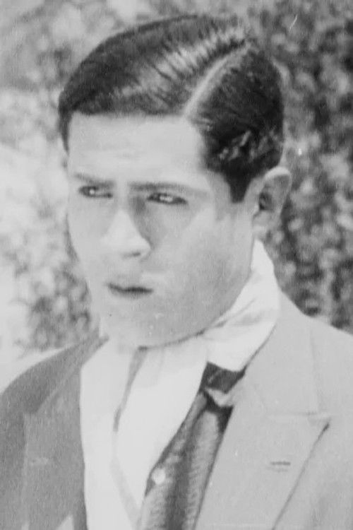 Енриqуе Цорнеjо Виллануева