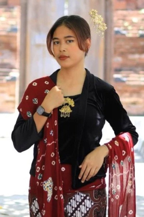 Нова Дwийанти