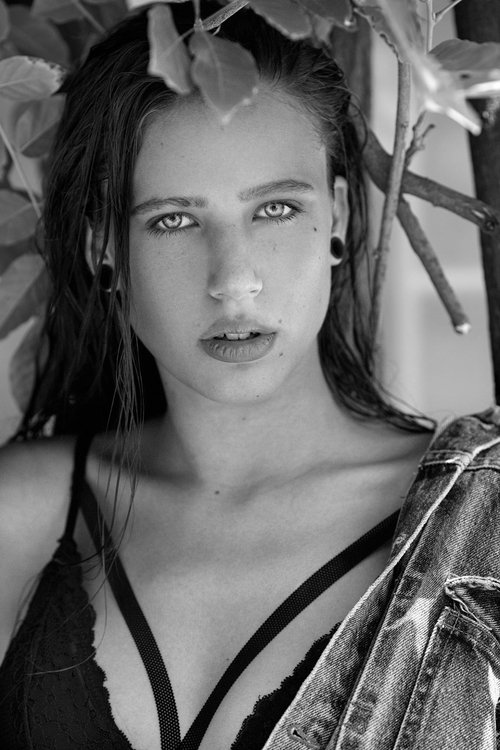 Анастасиа Зховтодид