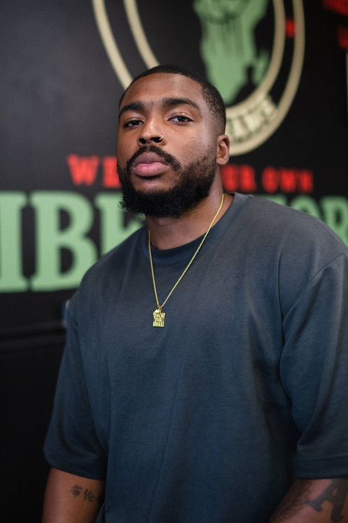 Деленцй Пархам