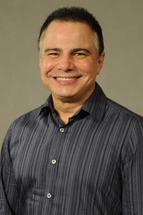 Рицардо Линхарес