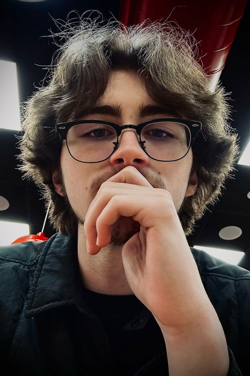 Етхан ЛаРой