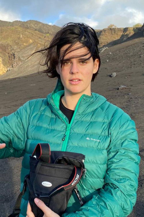 Исабел Медеирос