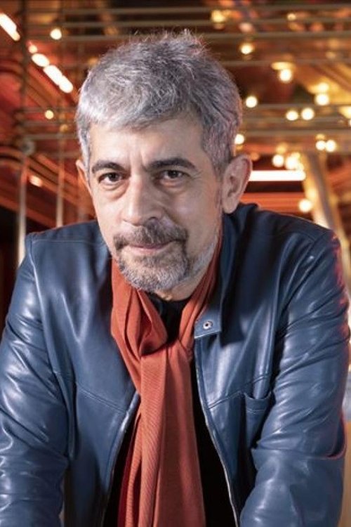 Окан Байüлген