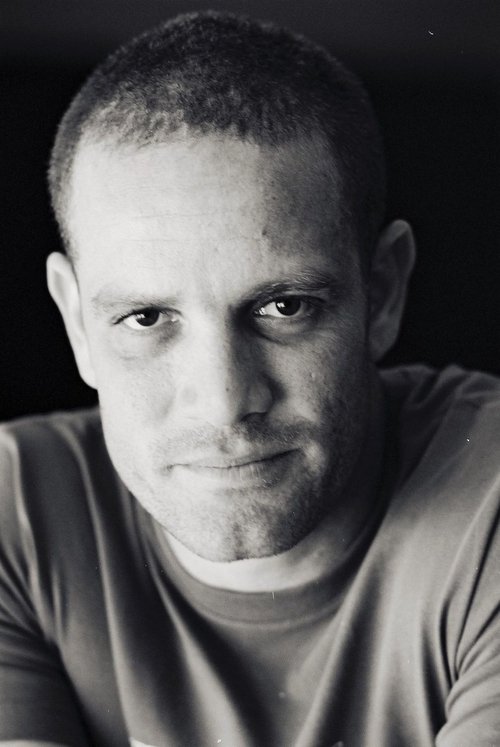 Мицкей Леон