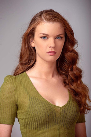 Емилй Тоwлес