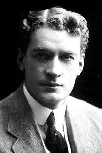 Бертрам Wаллис