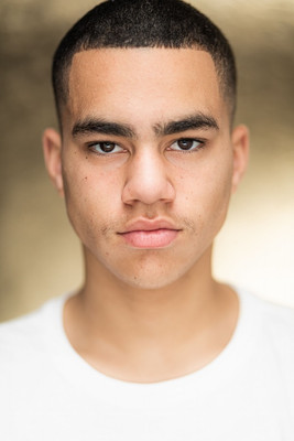 Ноа Тамбwе Кабати