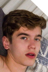 Леви Рходес