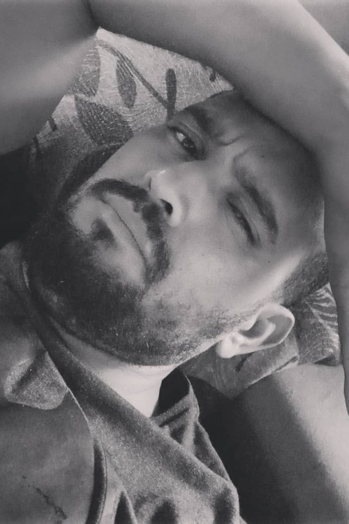 Леандро Салу