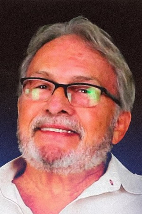 Алфредо Мартинс