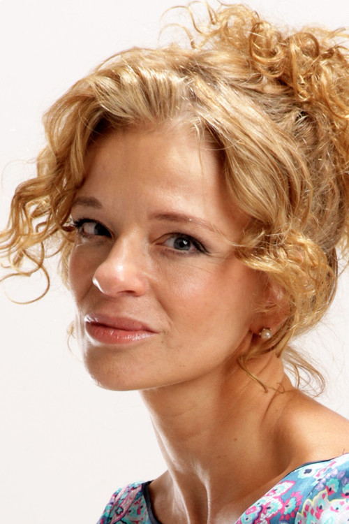 Магдалена Маx-Нееф