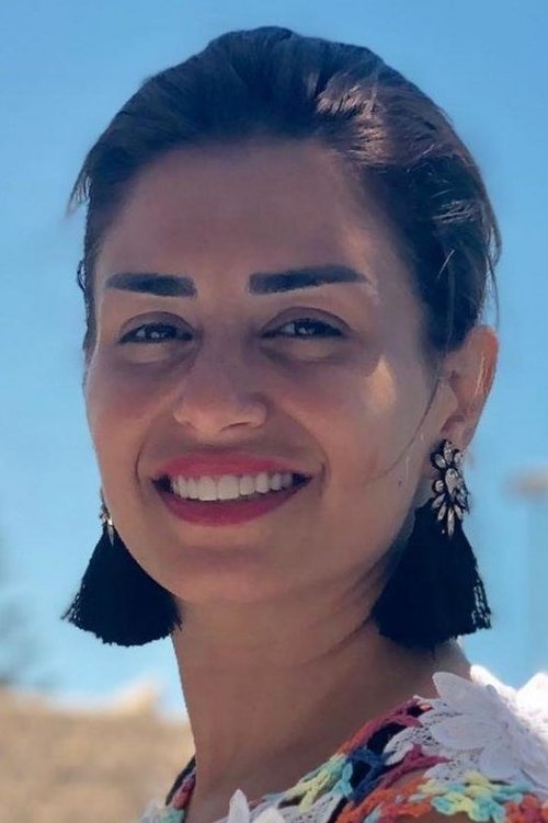 Менна Фадали