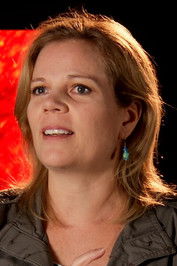 Холлй Гилберт