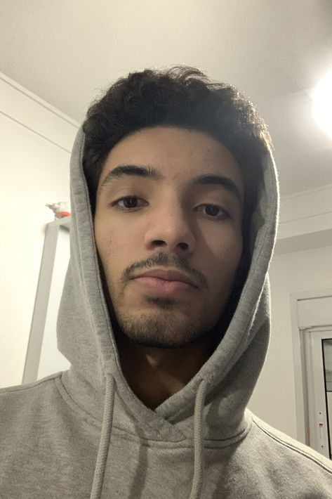 Луцас Таварес