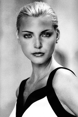  Надя Ауэрман