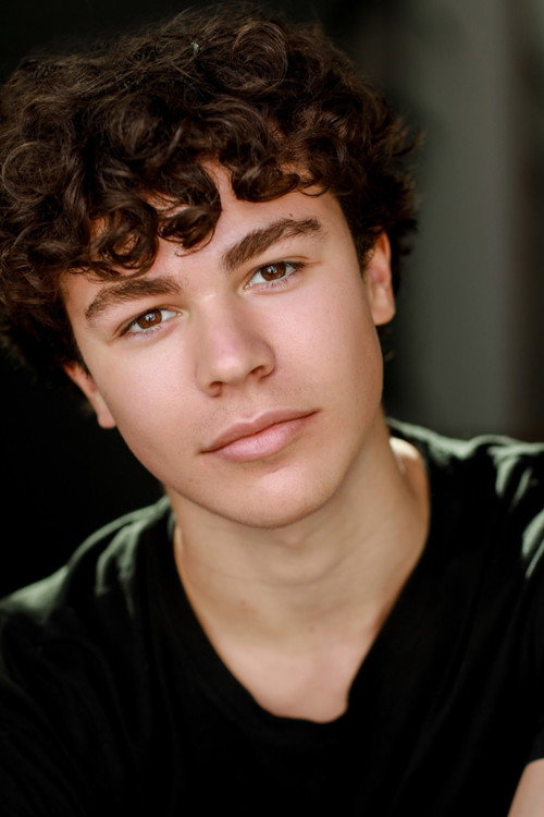 Закари Артур