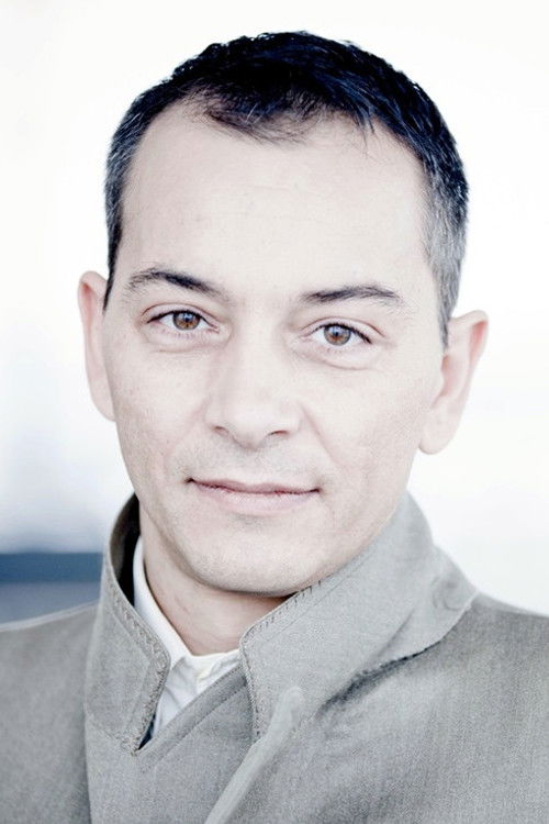 Éриц Гéновèсе