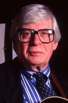 Мунделл Лоwе