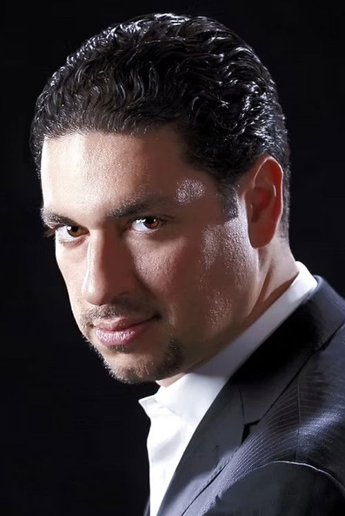 Роман Кариолоу