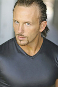 Себастьян Джеймс