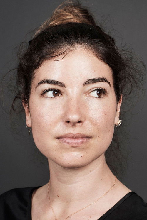 Царлй Стоне