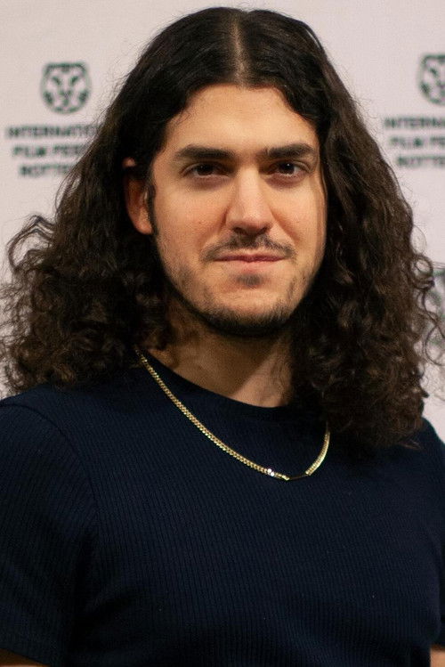 Адам Леотта