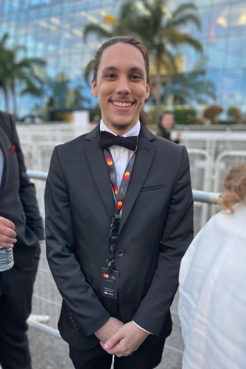 Jулес Саинт-Раймонд