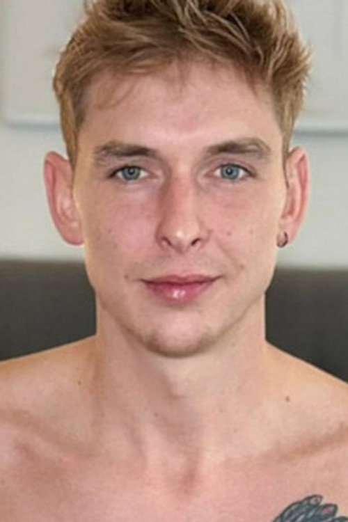 Хугх Стефнер